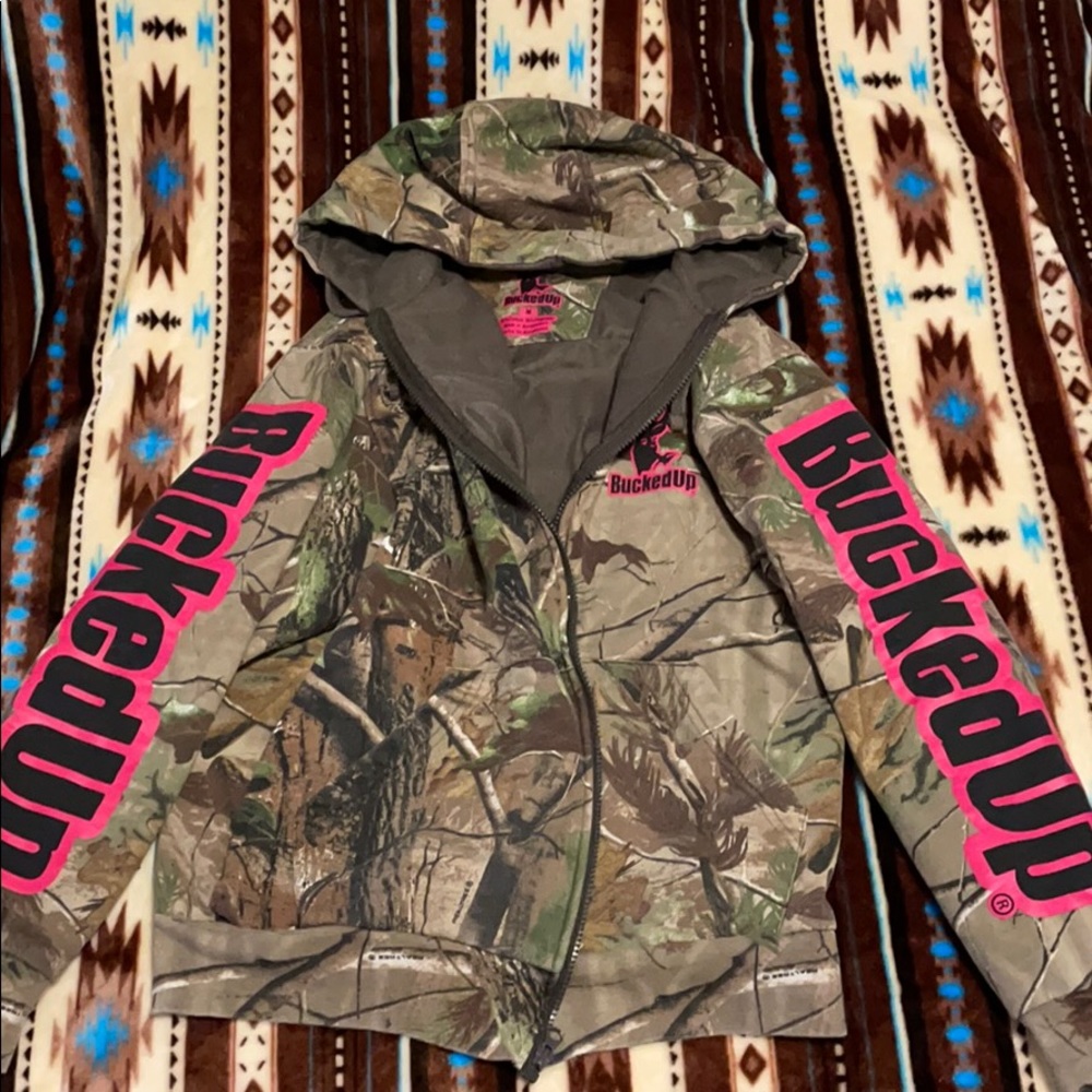 Bucked up jacket